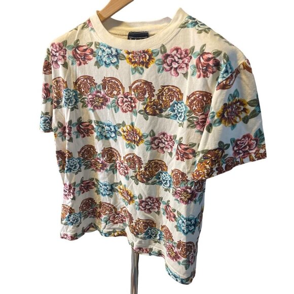 Best American White Floral Pattern Short Sleeve Crew Neck Top SZ Medium - Picture 3 of 7